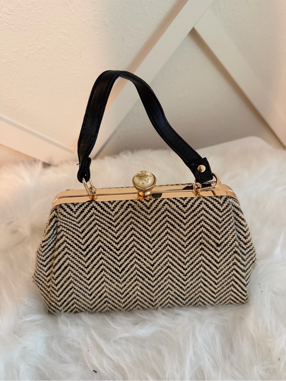 Vintage-Inspired Chevron Frame Handbag in Cream and Black